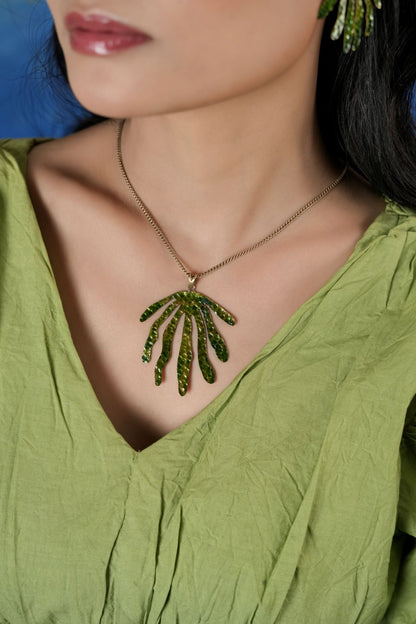 Handcrafted 
Inspired from Algae