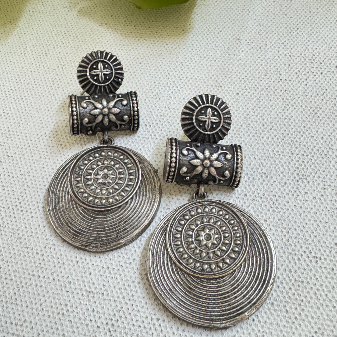 Dodi with 2 Round Earring