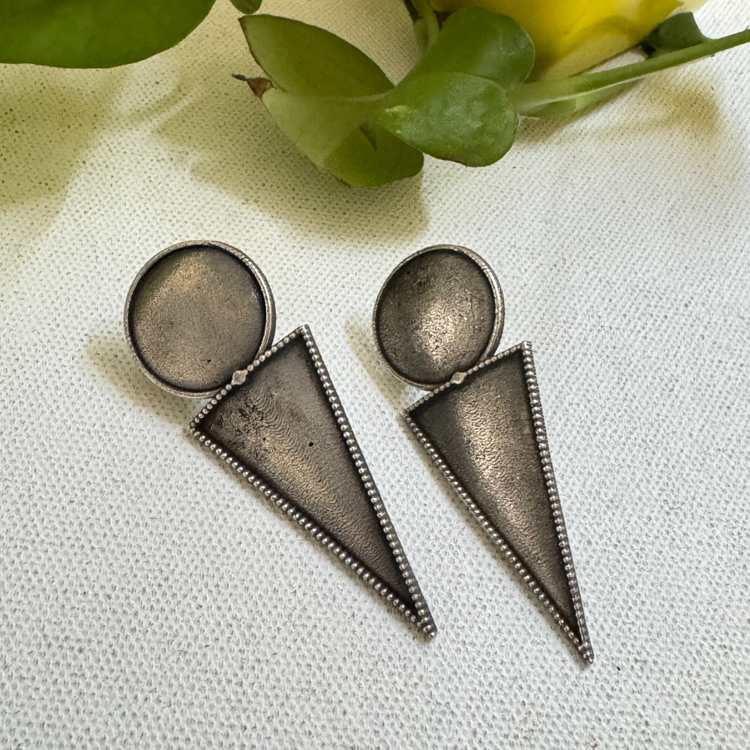 Triangle Round Earring