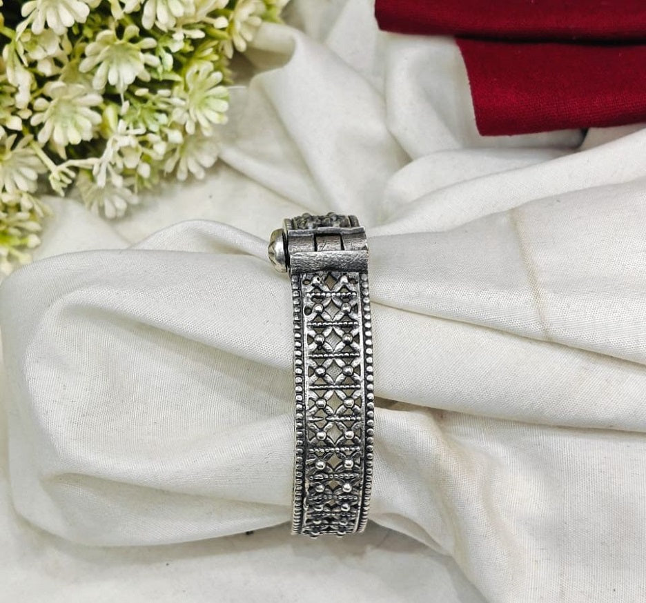 Criss Cross Kada