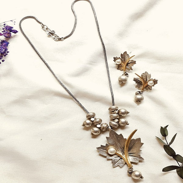 Maple Leaf Set