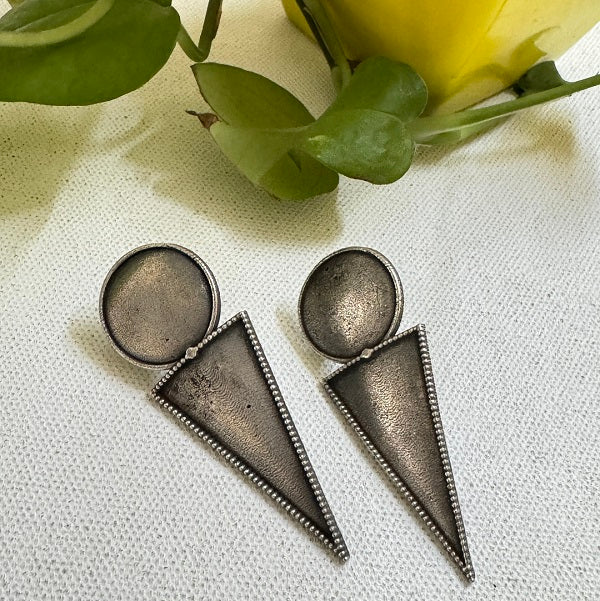Triangle Round Earring