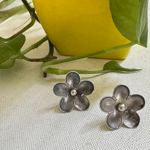 Flower Stud