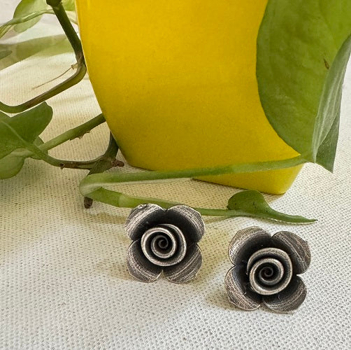 Rose Stud