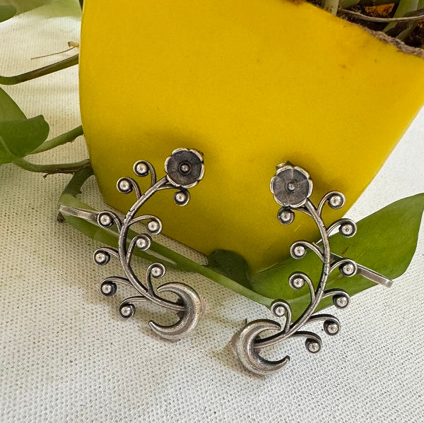 Moon Rawa Earcuff