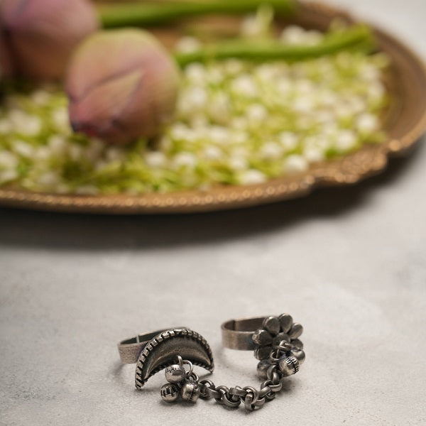 Double Fingure Ring