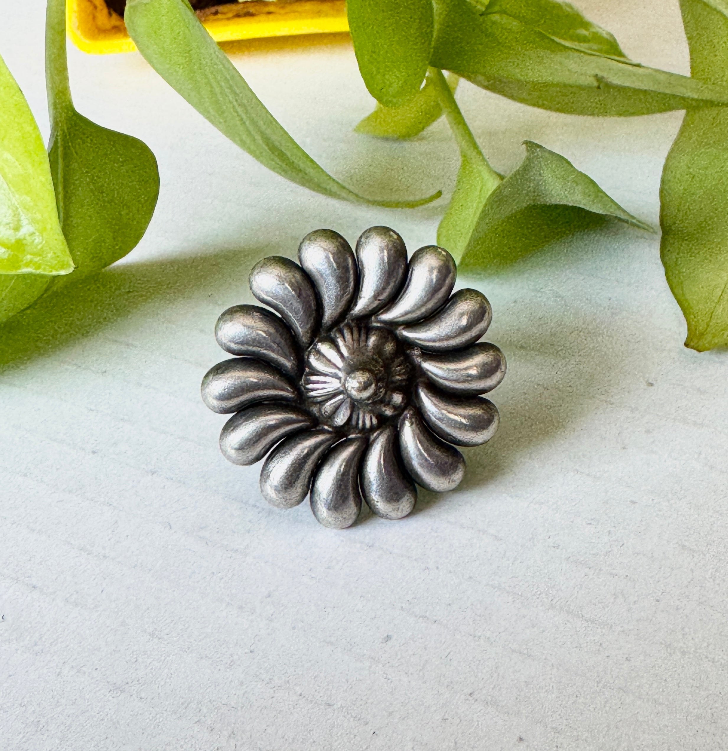 Drop flower Ring